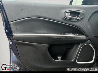2018 Jeep Compass in Donnacona, Quebec - 11 - w320h240px