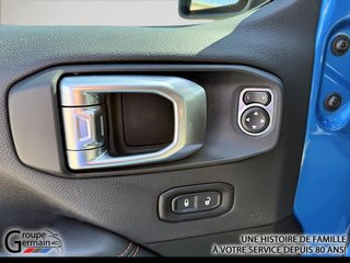 2023 Jeep GLADIATOR à Donnacona, Québec - 10 - w320h240px