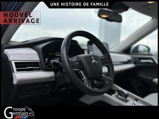 2023 Mitsubishi Outlander in Donnacona, Quebec - 6 - w320h240px