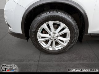 2015 Nissan Rogue à Donnacona, Québec - 9 - w320h240px