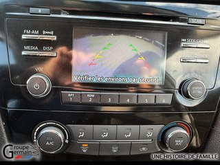 2016 Nissan Rogue in Donnacona, Quebec - 17 - w320h240px