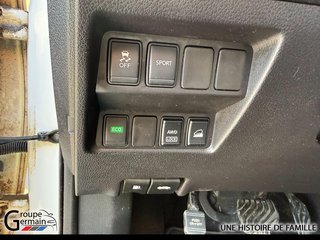 2016 Nissan Rogue in Donnacona, Quebec - 11 - w320h240px