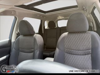 2017 Nissan Rogue in Donnacona, Quebec - 13 - w320h240px