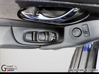 2017 Nissan Rogue in Donnacona, Quebec - 10 - w320h240px