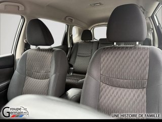 2018 Nissan Rogue in Donnacona, Quebec - 13 - w320h240px