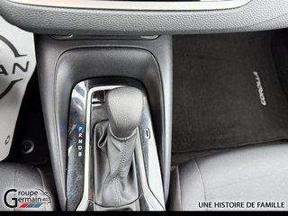 2022 Toyota COROLLA in Donnacona, Quebec - 41 - w320h240px