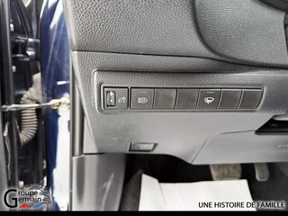 2022 Toyota COROLLA in Donnacona, Quebec - 35 - w320h240px