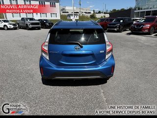 2018 Toyota PRIUS à Donnacona, Québec - 4 - w320h240px