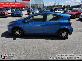 2018 Toyota PRIUS à Donnacona, Québec - 2 - w320h240px