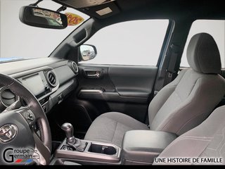 2017 Toyota Tacoma in Donnacona, Quebec - 14 - w320h240px
