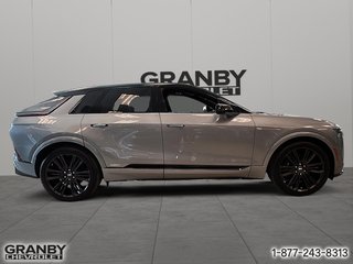 2026 Cadillac LYRIQ-V ELECTRIC AWD (1SV) in Granby, Quebec - 3 - w320h240px