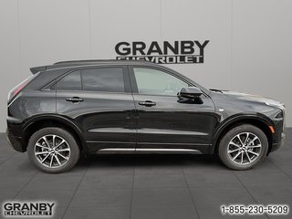 Cadillac XT4  2025 à Granby, Québec - 4 - w320h240px