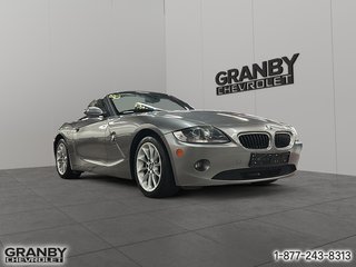 2005 BMW Z4 in Granby, Quebec - 3 - w320h240px