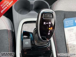 2020 Chevrolet Bolt EV in Granby, Quebec - 13 - w320h240px