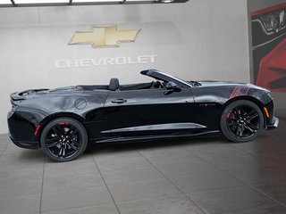 2018 Chevrolet CAMARO CONVERTIBLE 2SS (2SS) in Granby, Quebec - 4 - w320h240px