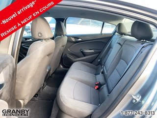 Chevrolet Cruze  2019 à Granby, Québec - 3 - w320h240px
