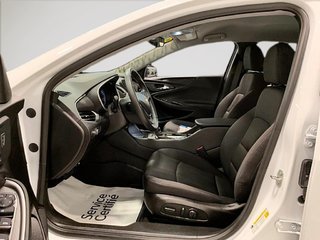 2022 Chevrolet Malibu in Granby, Quebec - 10 - w320h240px