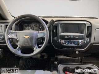 2019 Chevrolet Silverado 1500 LD in Granby, Quebec - 9 - w320h240px