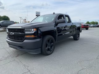 2017 Chevrolet Silverado 1500 in Granby, Quebec - 4 - w320h240px