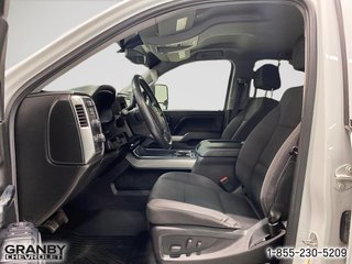 2018 Chevrolet Silverado 1500 in Granby, Quebec - 8 - w320h240px