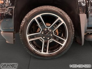 Chevrolet Silverado 1500  2018 à Granby, Québec - 7 - w320h240px