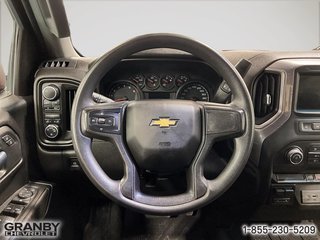 2021 Chevrolet Silverado 1500 in Granby, Quebec - 11 - w320h240px