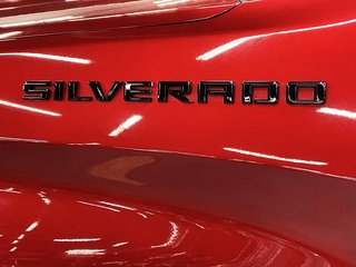 2021 Chevrolet Silverado 1500 in Granby, Quebec - 6 - w320h240px