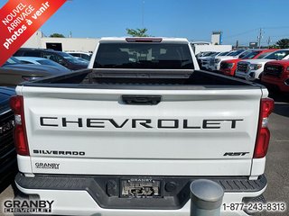 Chevrolet Silverado 1500  2022 à Granby, Québec - 6 - w320h240px
