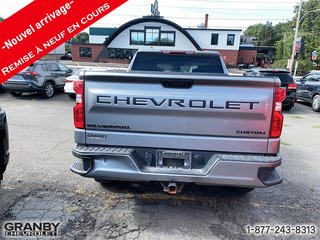 Chevrolet Silverado 1500 Custom crewcab boite 6.6 moteur 2.7L 2023 à Granby, Québec - 5 - w320h240px