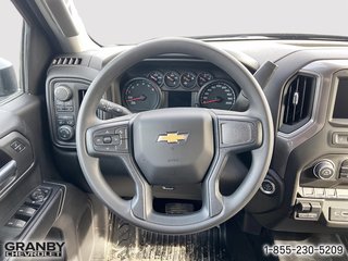 2024 Chevrolet Silverado 1500 in Granby, Quebec - 12 - w320h240px