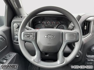 2024 Chevrolet Silverado 1500 in Granby, Quebec - 12 - w320h240px