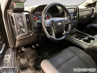 Chevrolet Silverado 2500HD  2018 à Granby, Québec - 8 - w320h240px