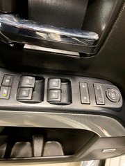 Chevrolet Silverado 2500HD  2018 à Granby, Québec - 12 - w320h240px