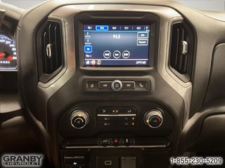 2020 Chevrolet Silverado 2500HD in Granby, Quebec - 15 - w320h240px