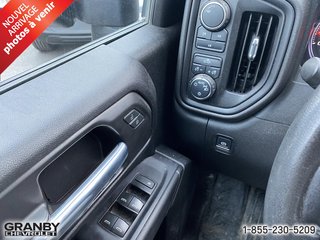 Chevrolet Silverado 2500HD  2021 à Granby, Québec - 8 - w320h240px