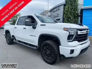 2024 Chevrolet Silverado 2500HD LT crewcab diesel BOITE 6.6 in Granby, Quebec - 3 - w320h240px