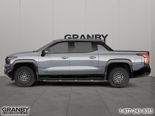 Chevrolet Silverado EV  2026 à Granby, Québec - 2 - w320h240px