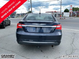 Chrysler 200  2012 à Granby, Québec - 6 - w320h240px