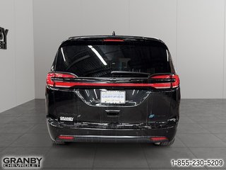 Chrysler Pacifica Hybrid Limited 2022 à Granby, Québec - 6 - w320h240px