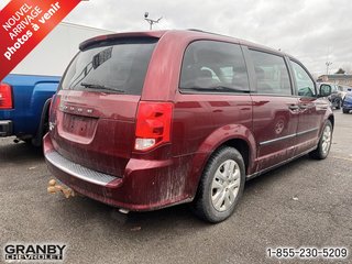 2017 Dodge Grand Caravan Canada Value Package in Granby, Quebec - 5 - w320h240px