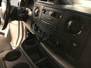 Ford E-Series Cutaway  2018 à Granby, Québec - 8 - w320h240px