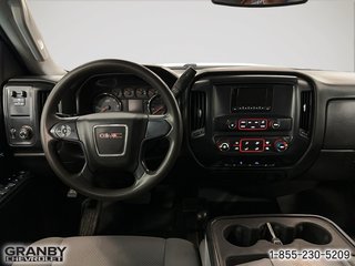 2015 GMC Sierra 2500HD in Granby, Quebec - 9 - w320h240px