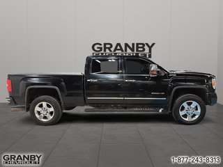 GMC Sierra 2500HD SLT crewcab diesel boite 6.6 uree delete chipe 2016 à Granby, Québec - 4 - w320h240px