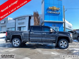 2016 GMC Sierra 2500HD SLT crewcab diesel boite 6.6 uree delete chipe in Granby, Quebec - 4 - w320h240px
