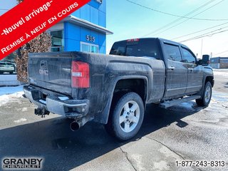 2016 GMC Sierra 2500HD SLT crewcab diesel boite 6.6 uree delete chipe in Granby, Quebec - 5 - w320h240px