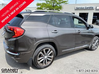 2019 GMC Terrain Denali awd moteur 2.0L in Granby, Quebec - 5 - w320h240px
