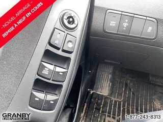 Hyundai Elantra GLS 2015 à Granby, Québec - 6 - w320h240px