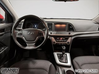 Hyundai Elantra  2018 à Granby, Québec - 9 - w320h240px