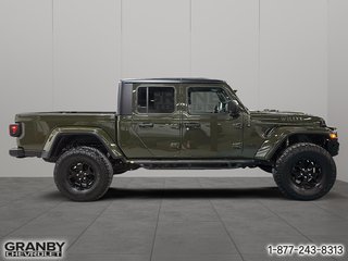 2022 Jeep Gladiator Willys in Granby, Quebec - 4 - w320h240px