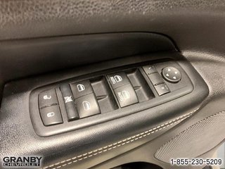 2017 Jeep Grand Cherokee in Granby, Quebec - 13 - w320h240px